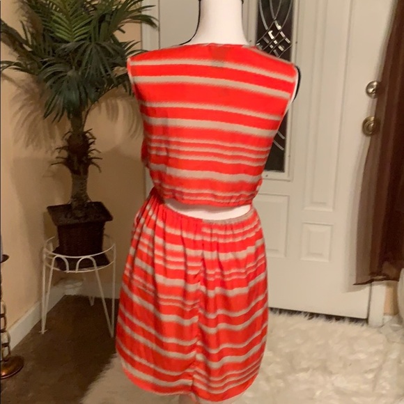 Love Ari dress - Picture 4 of 5